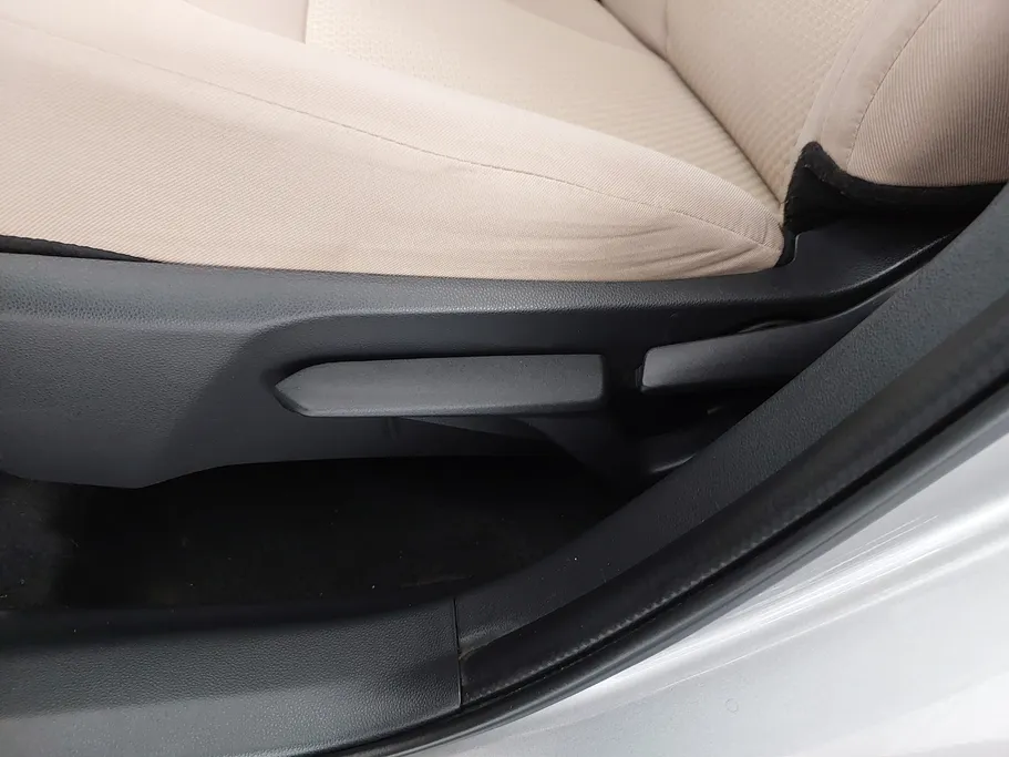 تويوتا يارس Y 2023 