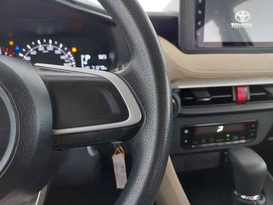 تويوتا يارس Y 2023 