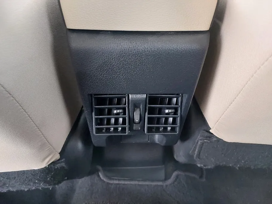 تويوتا يارس Y 2023 