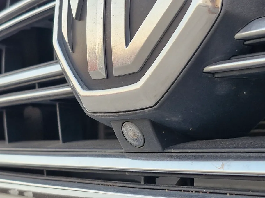 ام جي 5 LUX 2023 