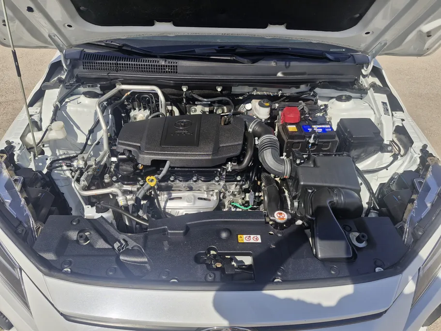 2023 Toyota Yaris  Y 