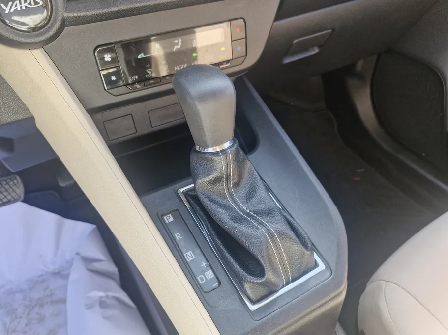 2023 Toyota Yaris  Y 