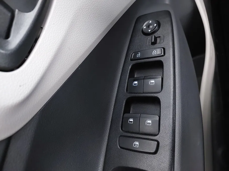 هيونداي Grand i10 فلييت 2024 