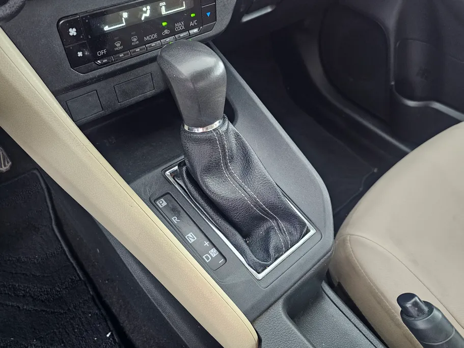 تويوتا يارس Y 2023 