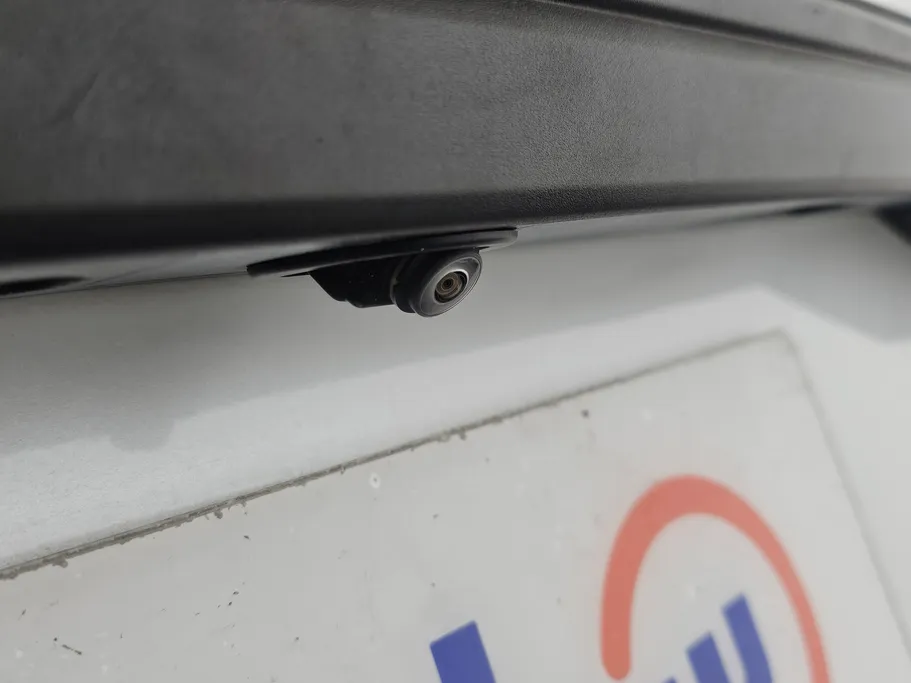 تويوتا يارس Y 2023 