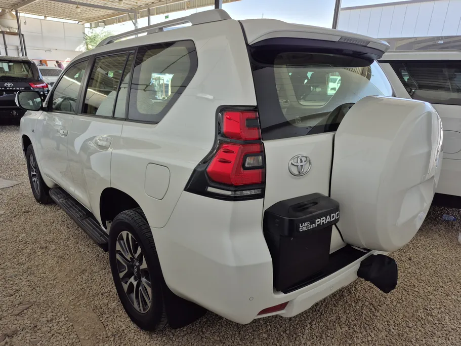 تويوتا برادو TXL 2022 