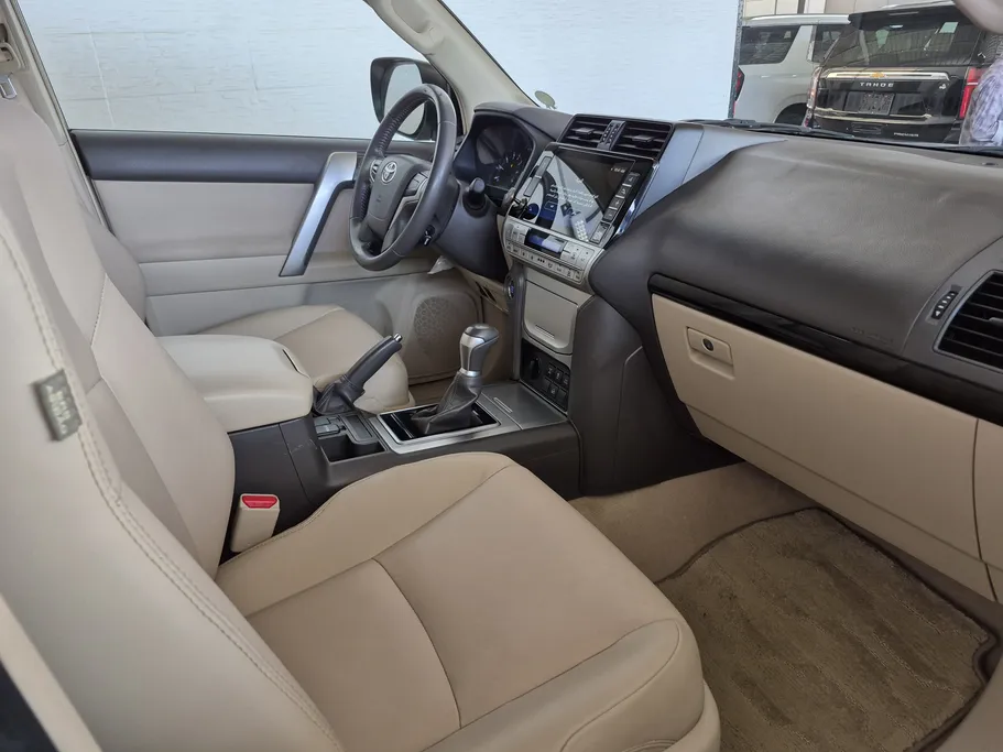 تويوتا برادو TXL 2022 