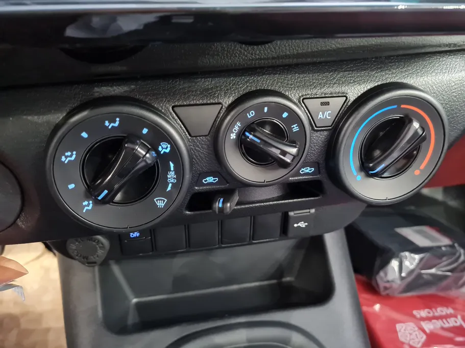 تويوتا هايلكس GL DSL 2026 