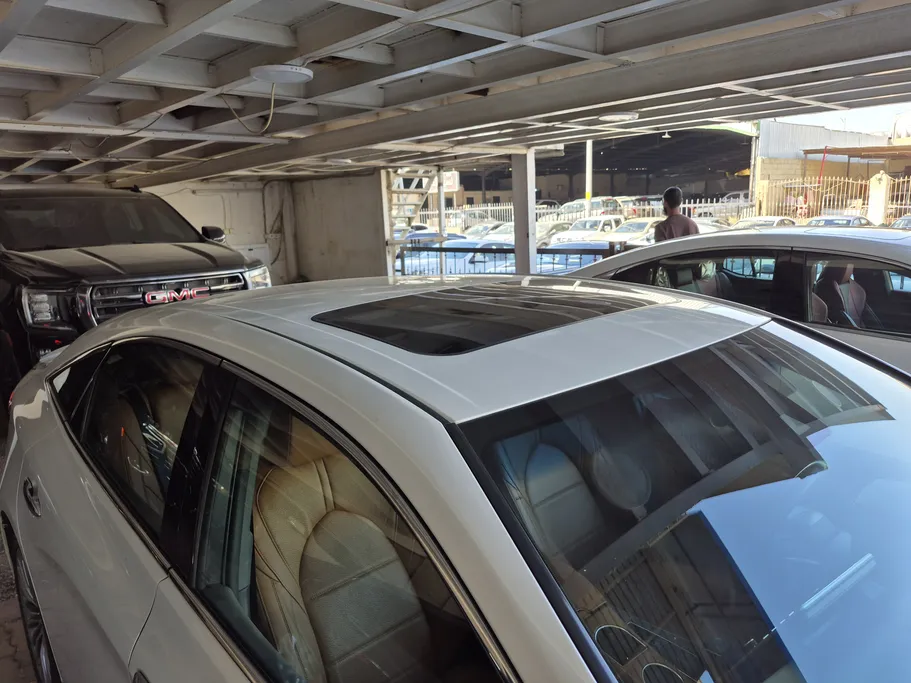 تويوتا افالون Limited 2022 