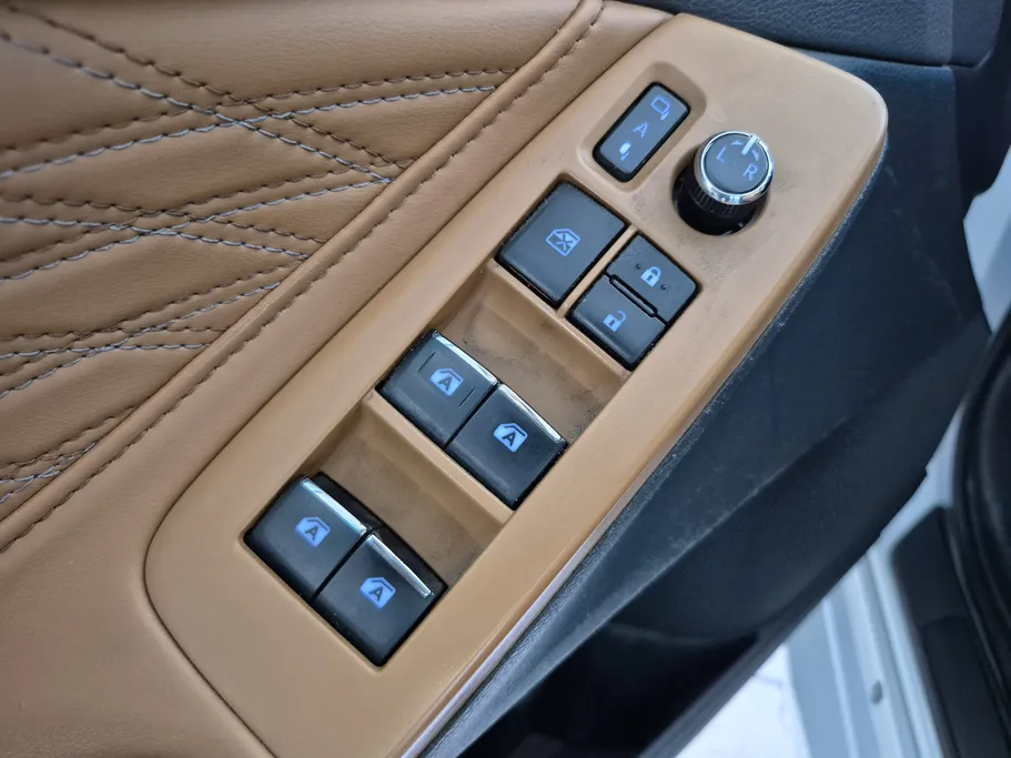 تويوتا افالون Limited 2022 