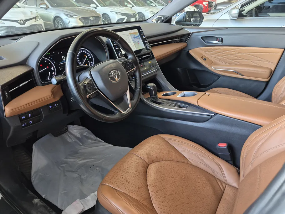 تويوتا افالون Limited 2022 