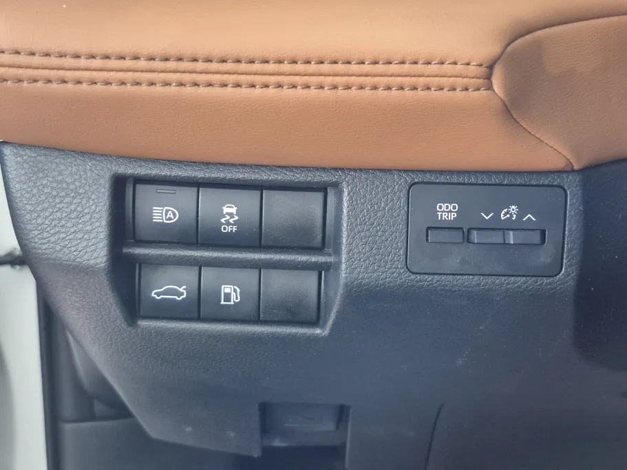 تويوتا افالون Limited 2022 