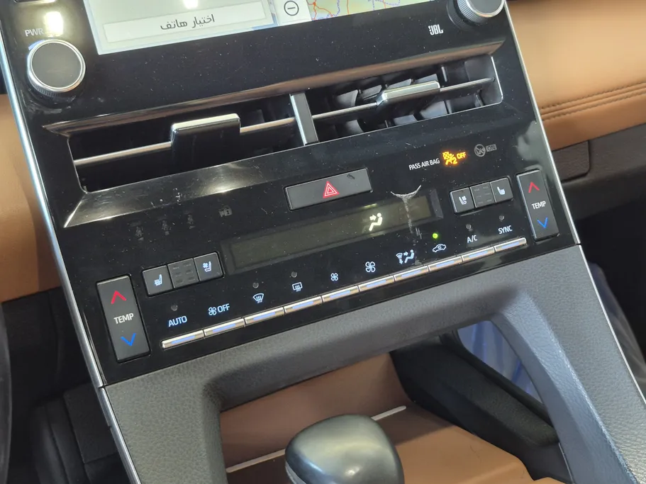 تويوتا افالون Limited 2022 