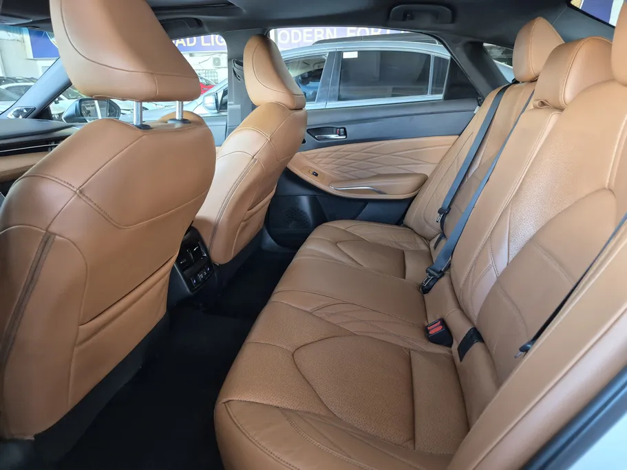 تويوتا افالون Limited 2022 