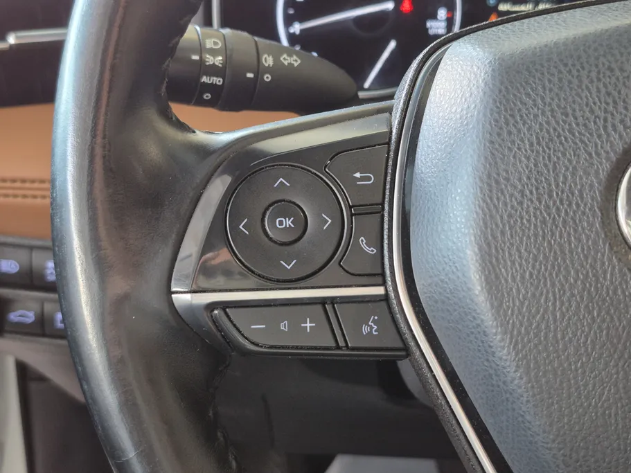 تويوتا افالون Limited 2022 