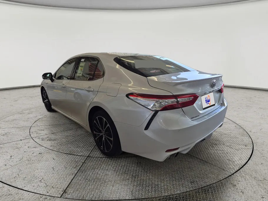 2020 Toyota Camry  Grande 