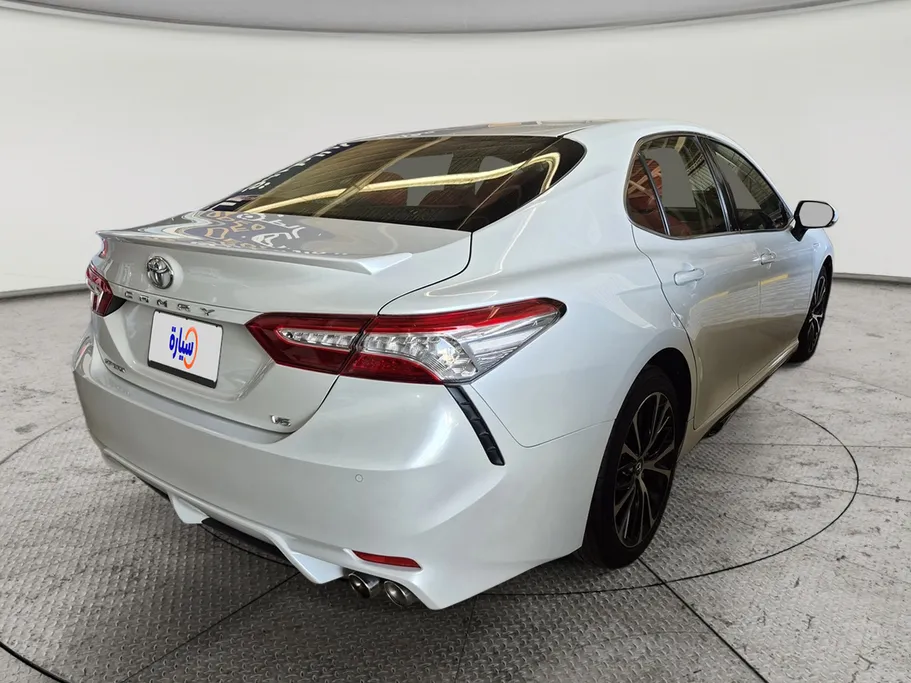 2020 Toyota Camry  Grande 