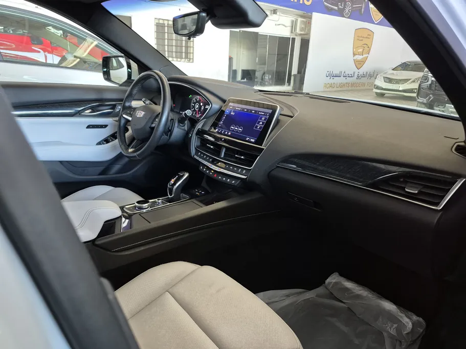 2022 Cadillac CT5 Luxury 