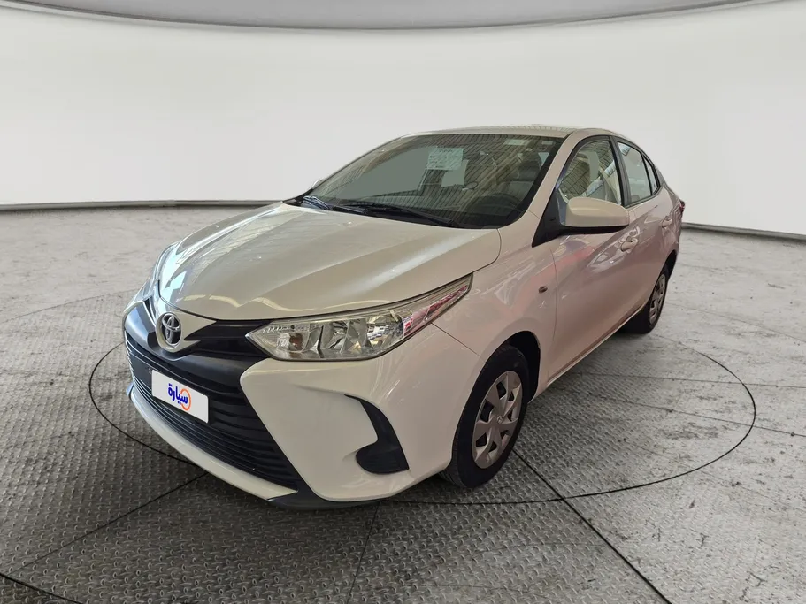 2022 Toyota Yaris  Y 