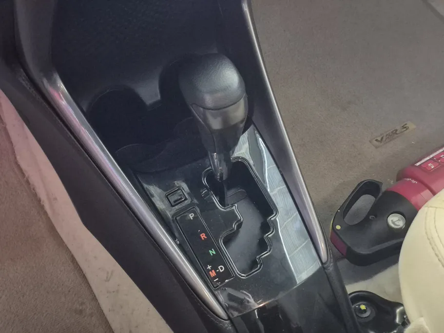 2022 Toyota Yaris  Y 