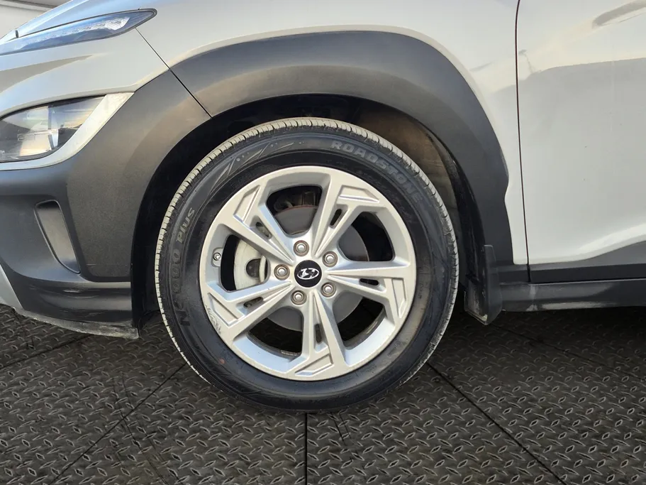 2022 Hyundai Kona SMART 