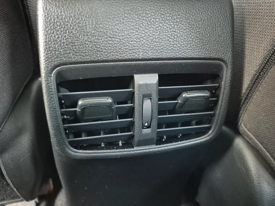 تويوتا كورولا XLI 2024 