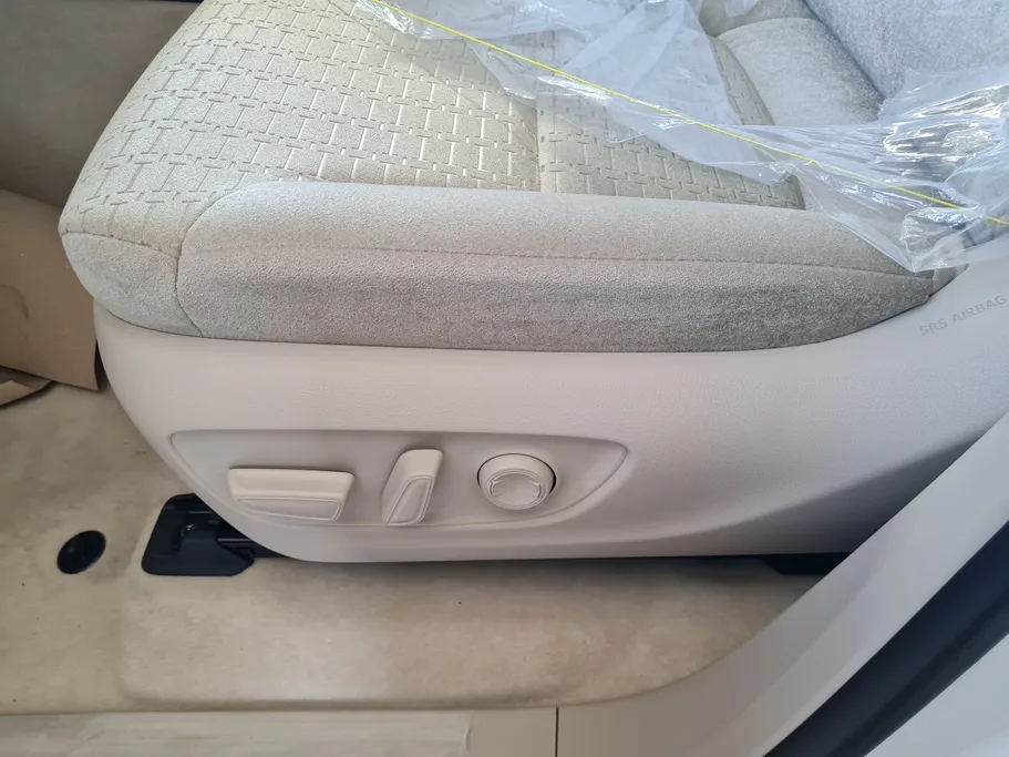 تويوتا لاندكروزر GXR1 2026 