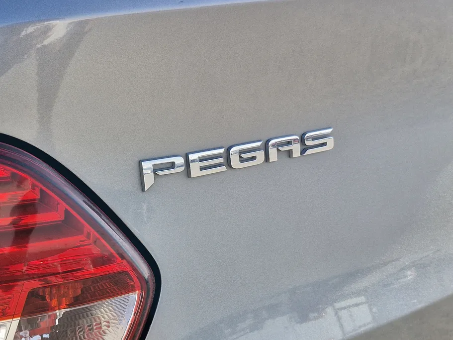 2022 Kia Pegas EX 