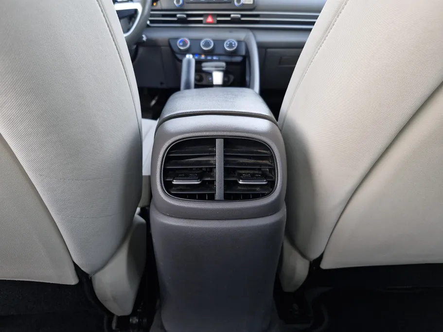 2022 Hyundai Elantra Fleet 