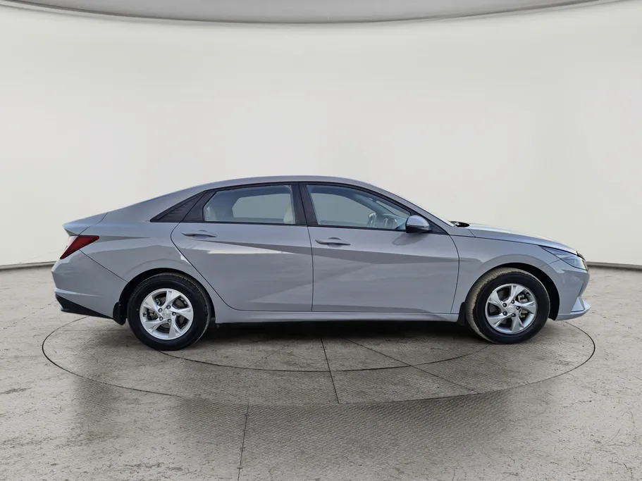 2022 Hyundai Elantra Fleet 