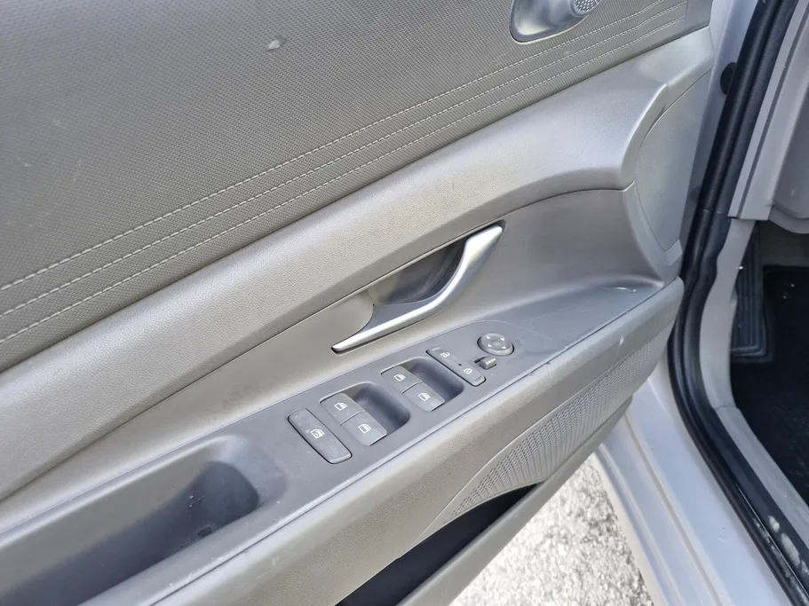 2022 Hyundai Elantra Fleet 