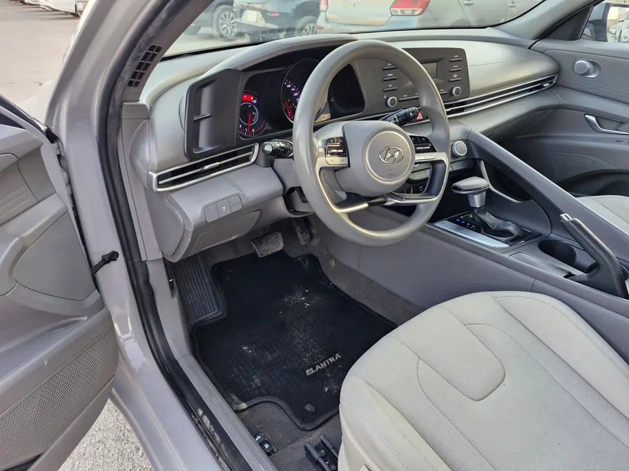 2022 Hyundai Elantra Fleet 