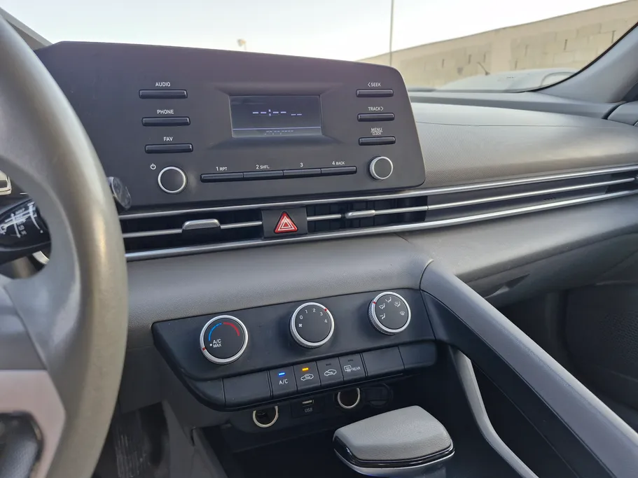 2022 Hyundai Elantra Fleet 