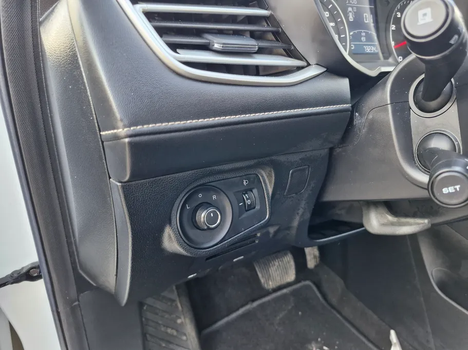 ام جي 5 STD 2023 