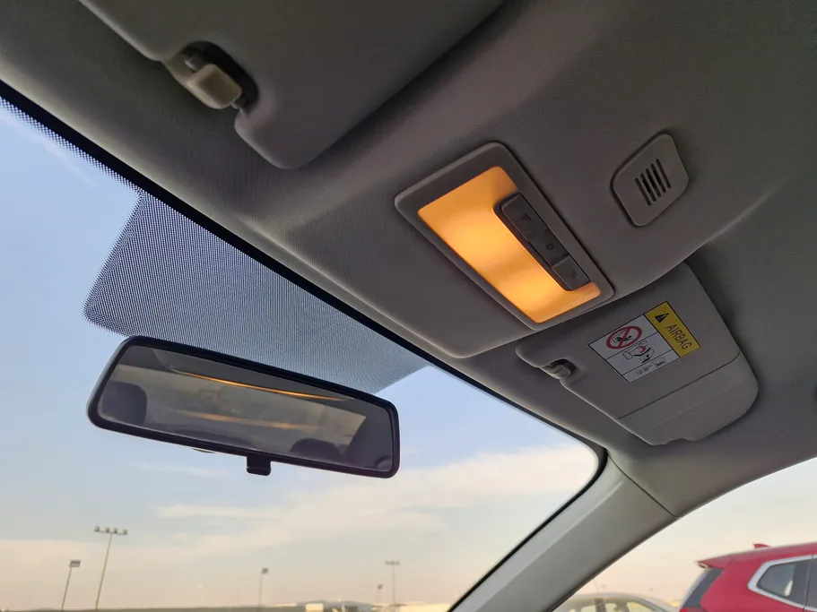 ام جي 5 STD 2023 