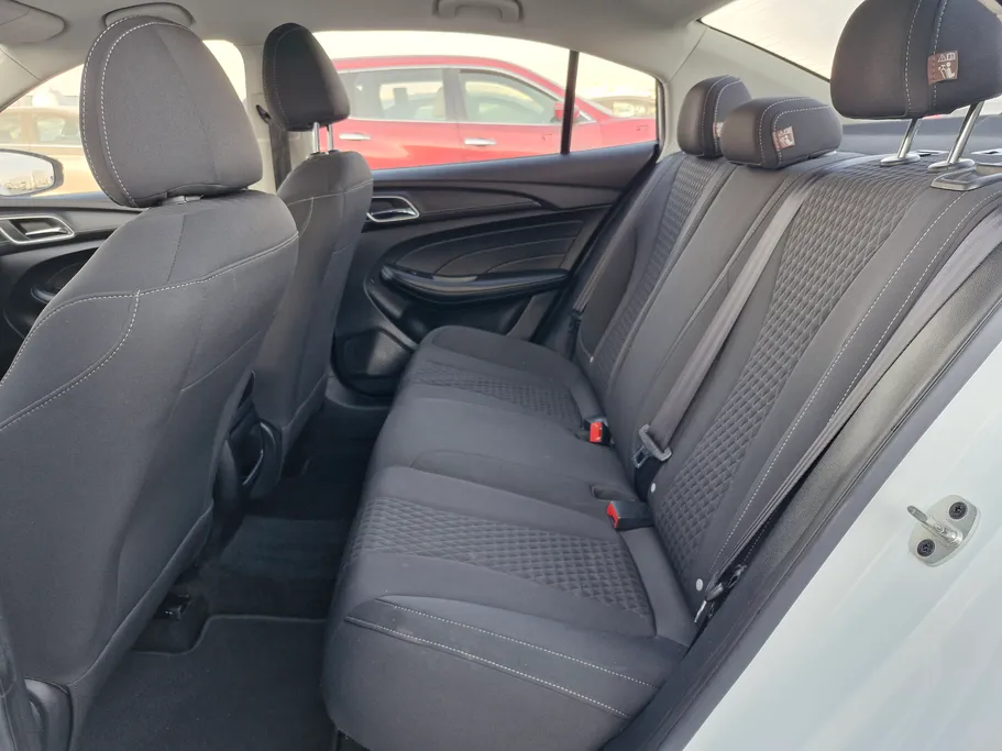 ام جي 5 STD 2023 