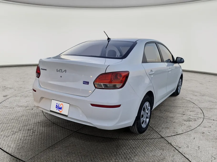 2022 Kia Pegas LX 