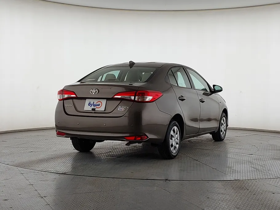 2021 Toyota Yaris  Y 