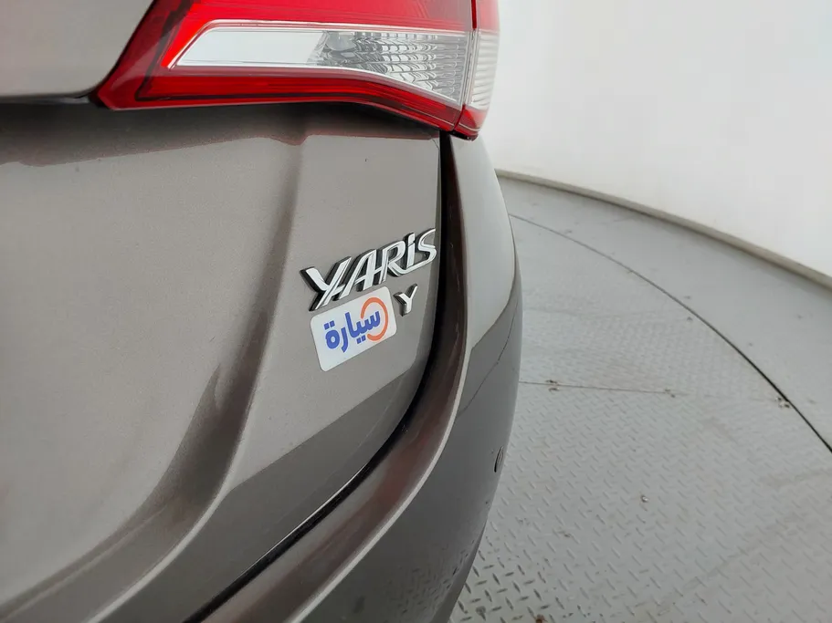 2021 Toyota Yaris  Y 