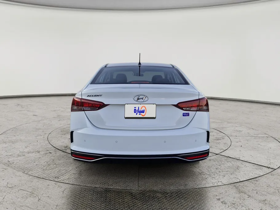 هيونداي اكسنت سمارت 2023 