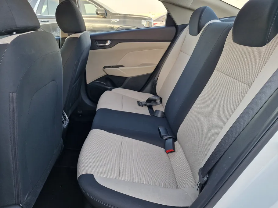 هيونداي اكسنت سمارت 2023 