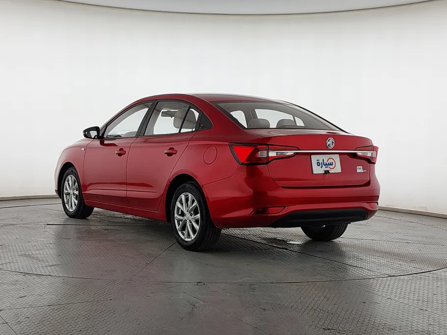 ام جي 5 STD 2022 