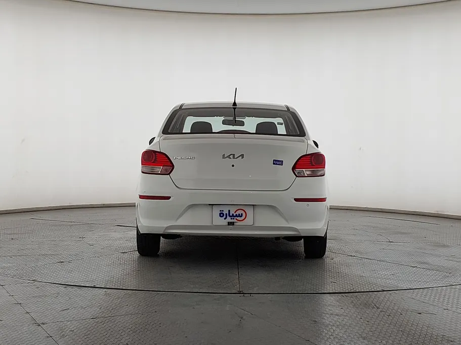 2022 Kia Pegas LX 