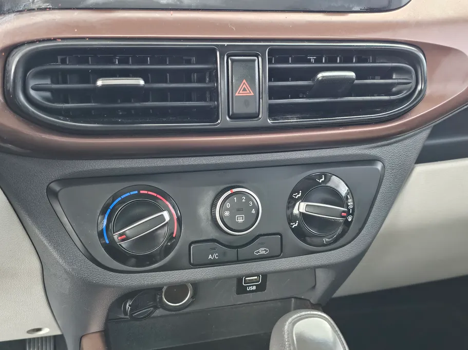 هيونداي Grand i10 فلييت 2023 