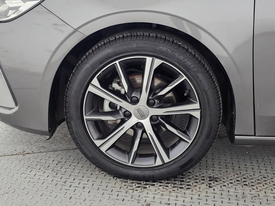 جيلي امجراند GF 2023 