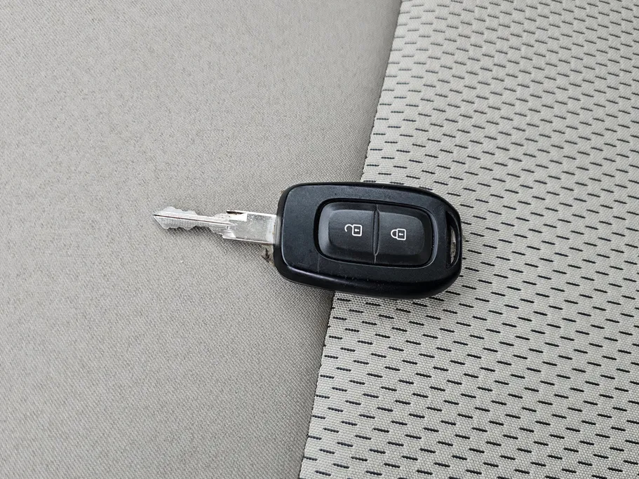 رينو داستر PE 2023 