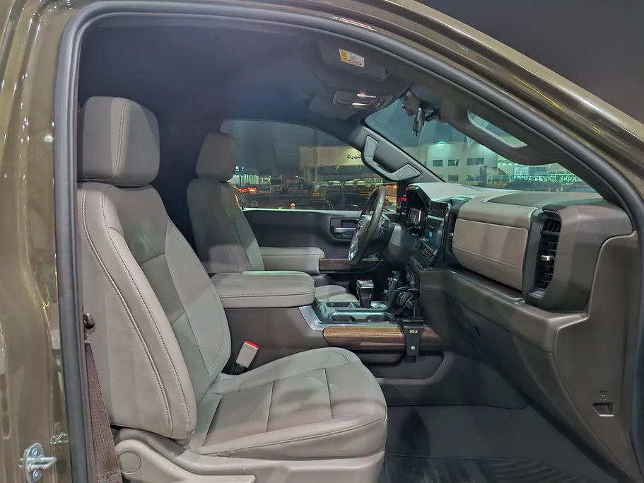 شفروليه سلفرادو Z71 2023 