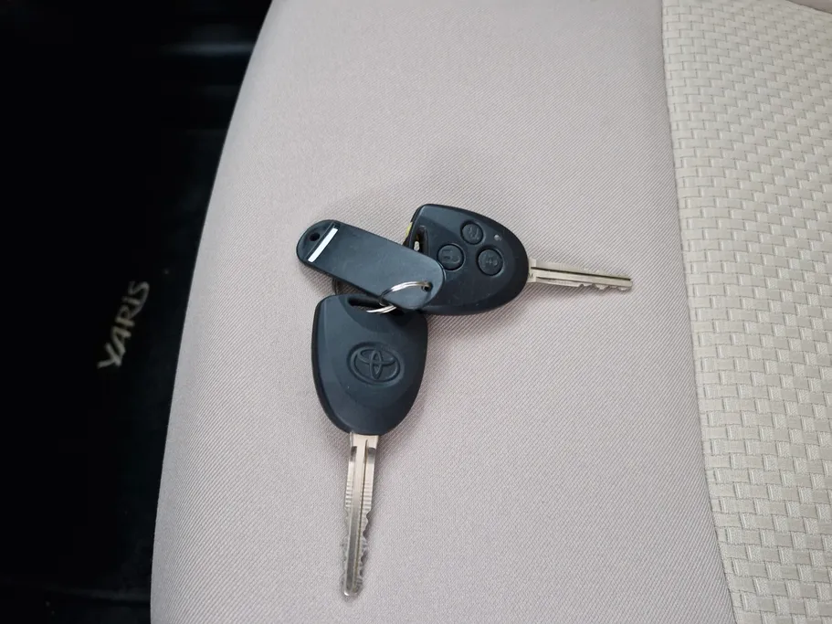 تويوتا يارس Y 2023 