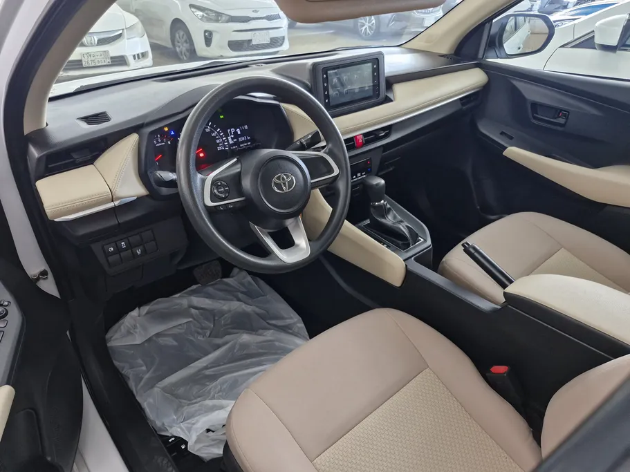 تويوتا يارس Y 2023 