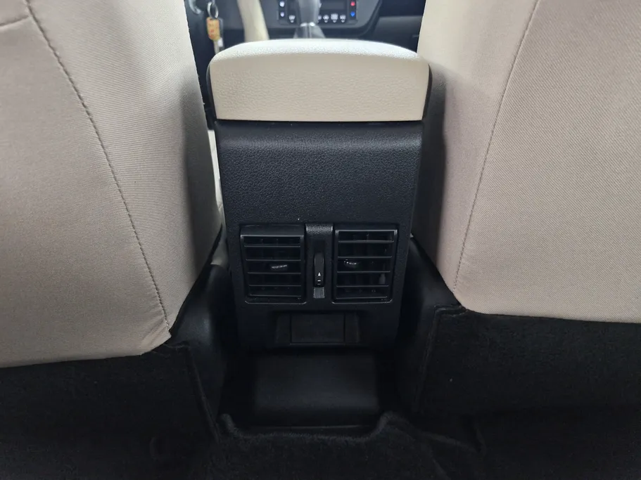 تويوتا يارس Y 2023 